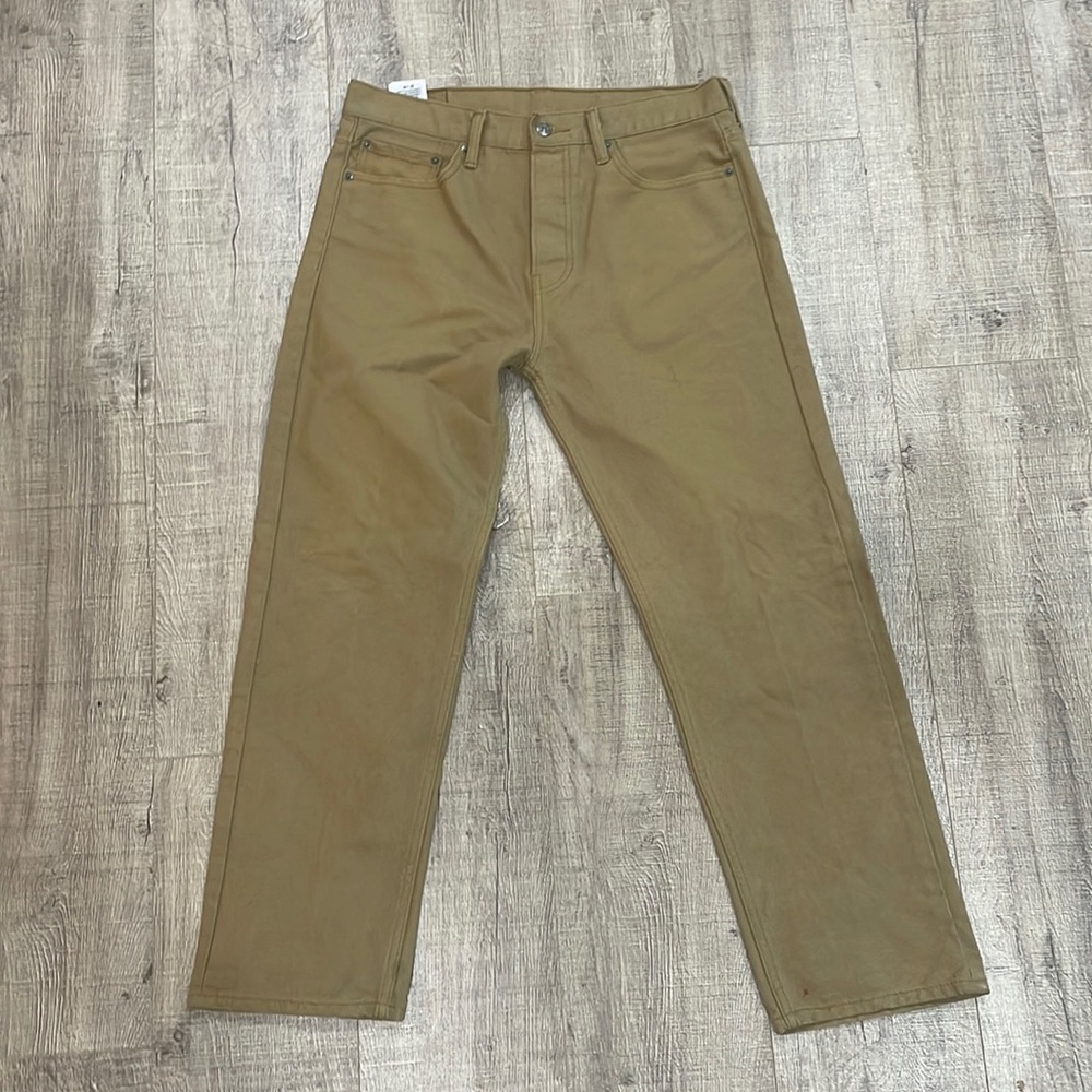 Khaki Levi jeans